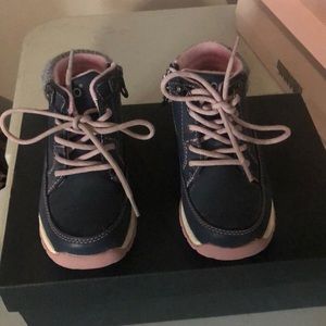 Toddler blue with pink boots